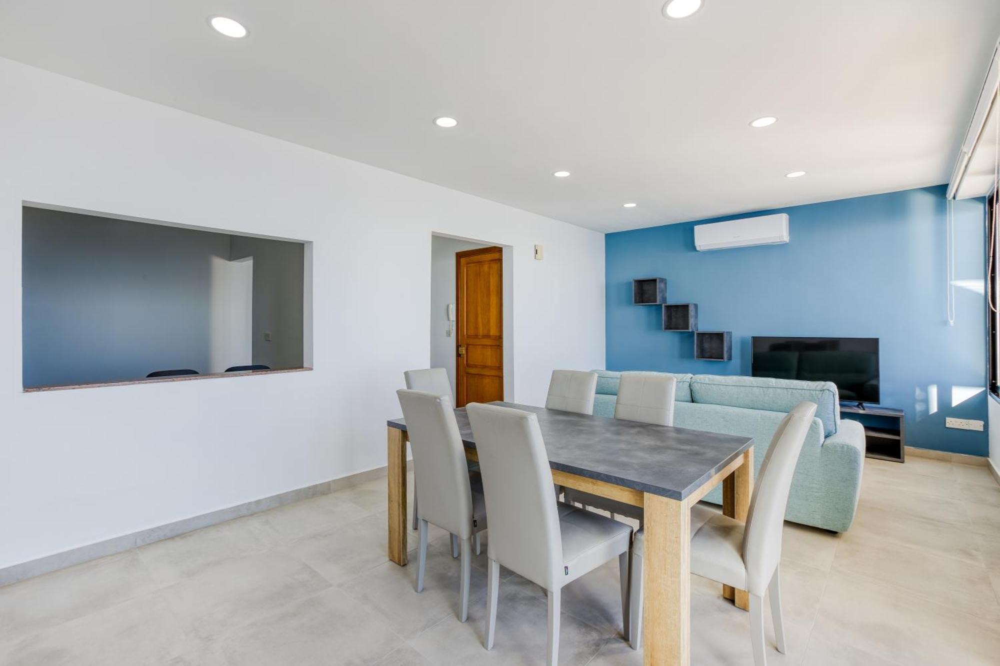 Seafront Sliema Apartment With Balcony & Sea Views By Jl Exterior photo