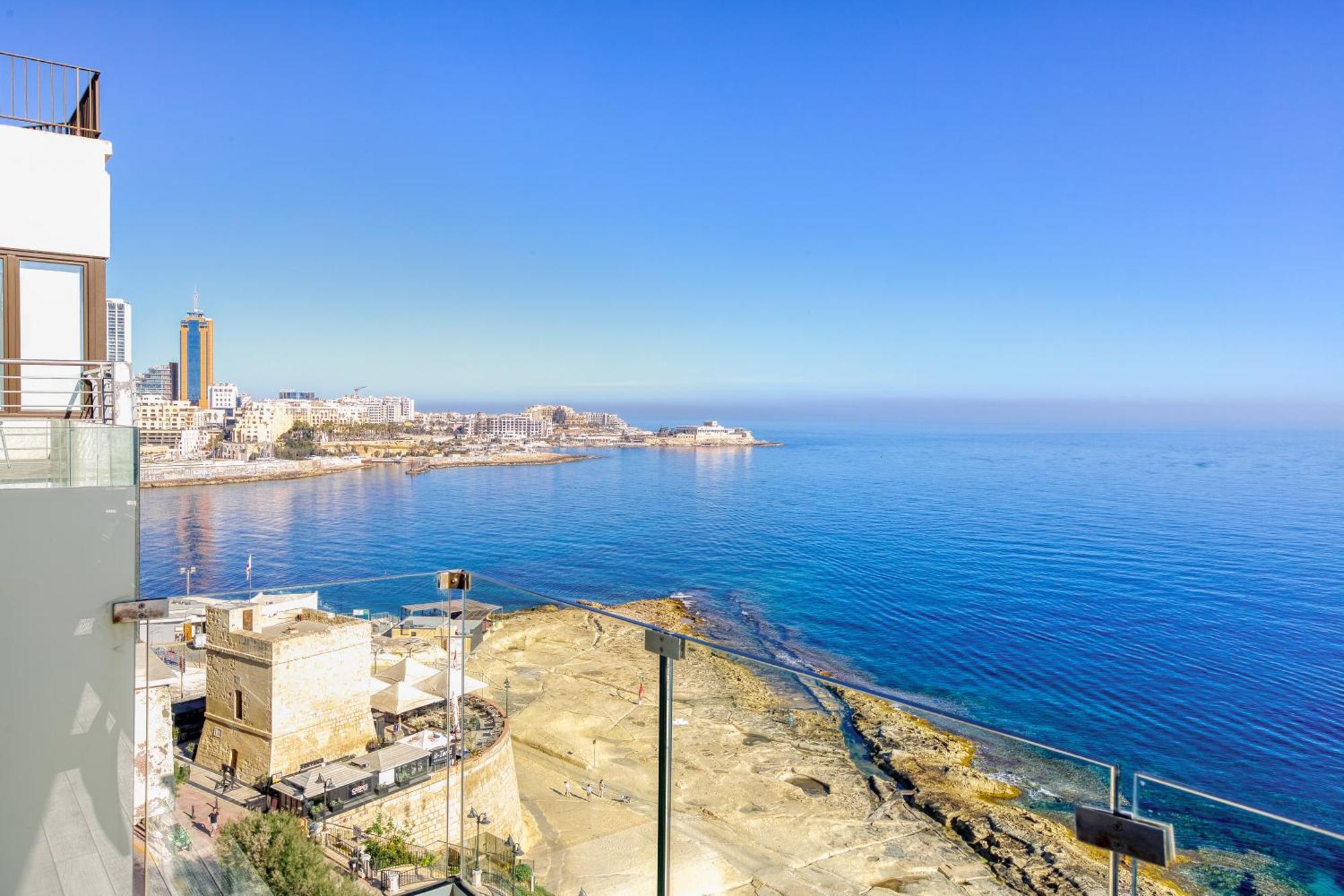 Seafront Sliema Apartment With Balcony & Sea Views By Jl Exterior photo