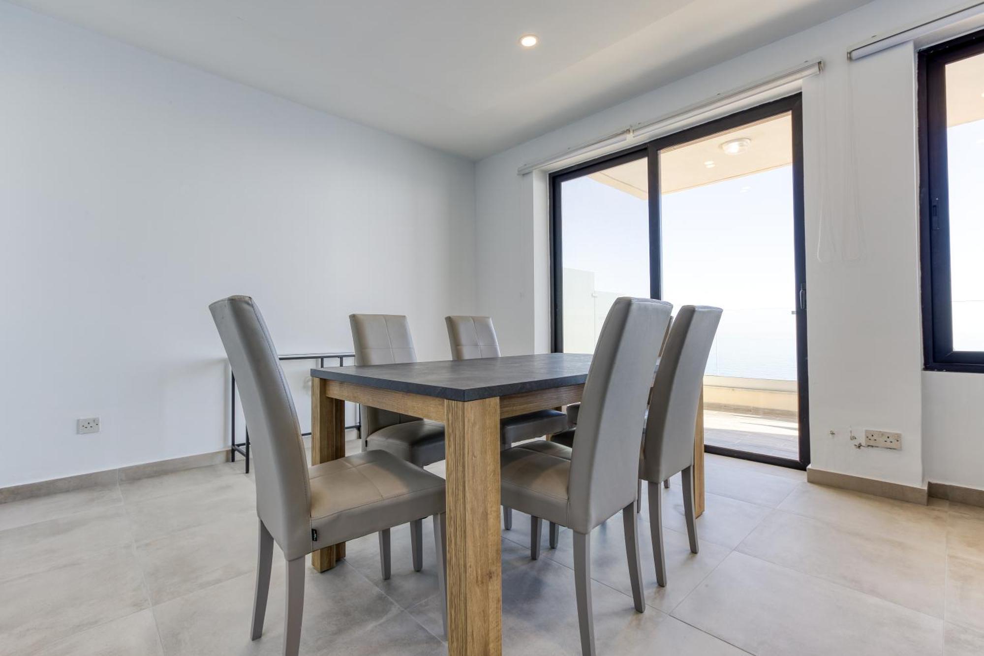Seafront Sliema Apartment With Balcony & Sea Views By Jl Exterior photo